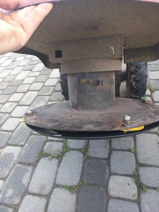 Kosiarka rotacyjna do wysokiej trawy kb500