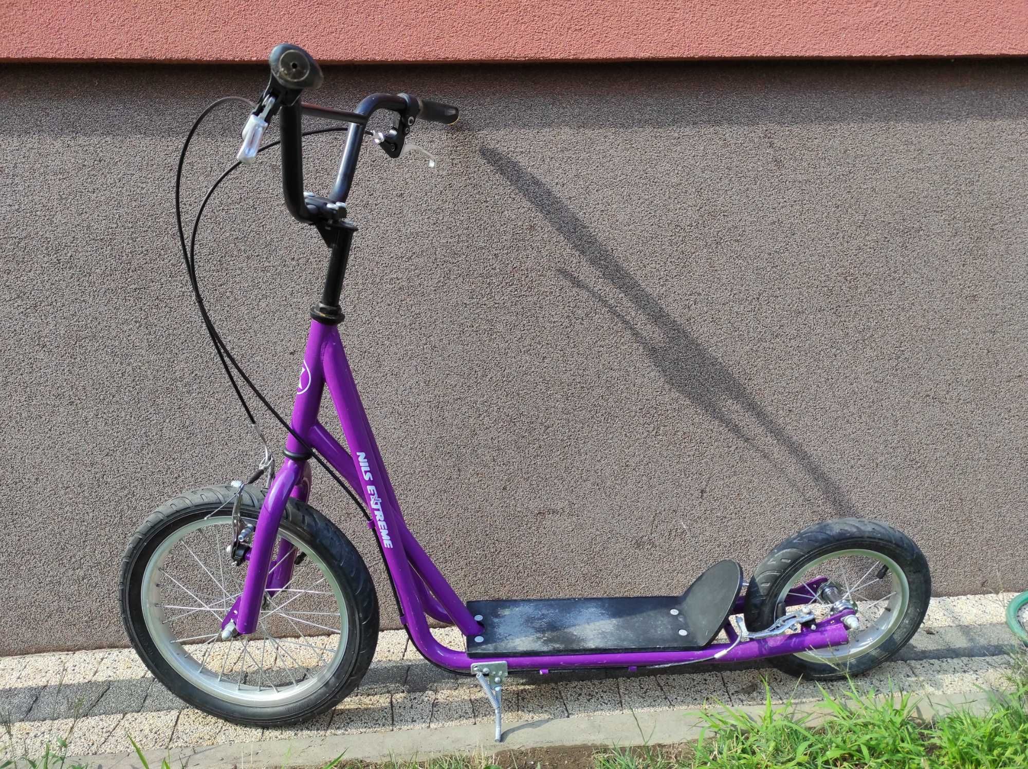 hulajnoga na pompowanych kołach
