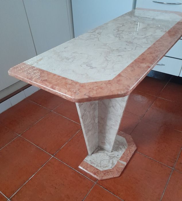 Mesa de encostar de pedra verdadeira