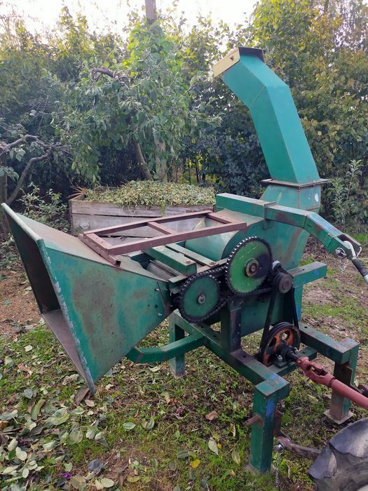 Rębak gałęzi do traktora