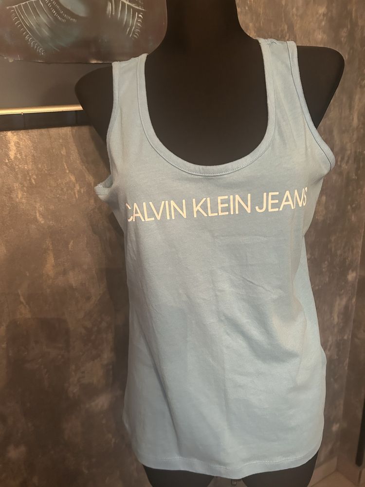 Top Calvin Klein Jesns r.L