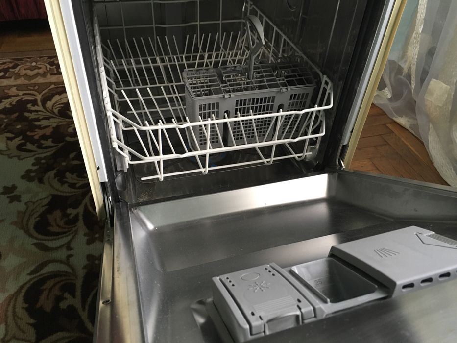 Посудомийна машина BOSCH SRV53M13EU