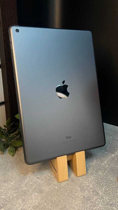 iPad 8th 128GB Space Gray Wi-Fi | стан 4.8/5 | Гарантія | Магазин