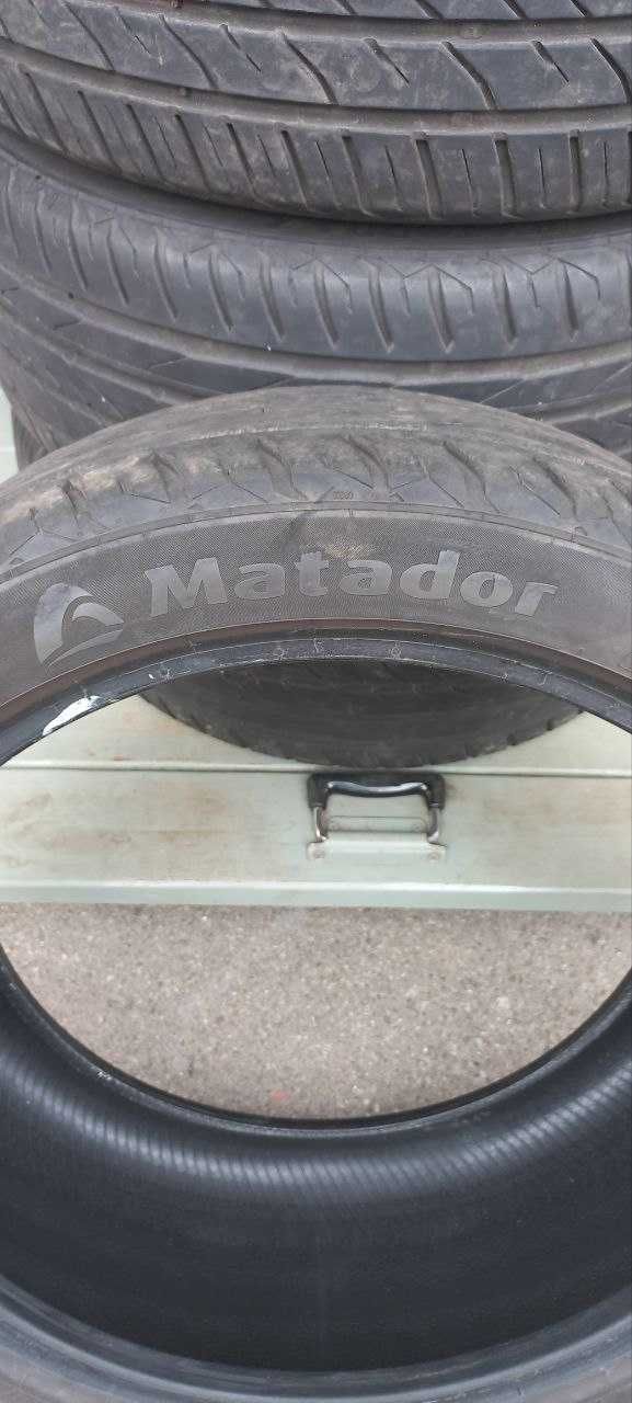 Шини, резина (літо) Matador Hectorra 3 (235/40 R19 XL Y)