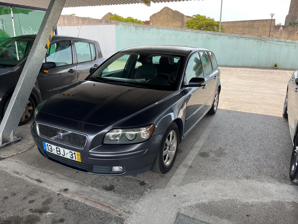 Carrinha Volvo v50 2006