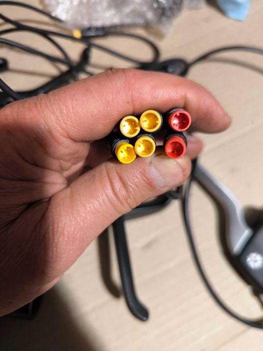 Ручки тормоза для электровелосипеда двух и трех пиновые