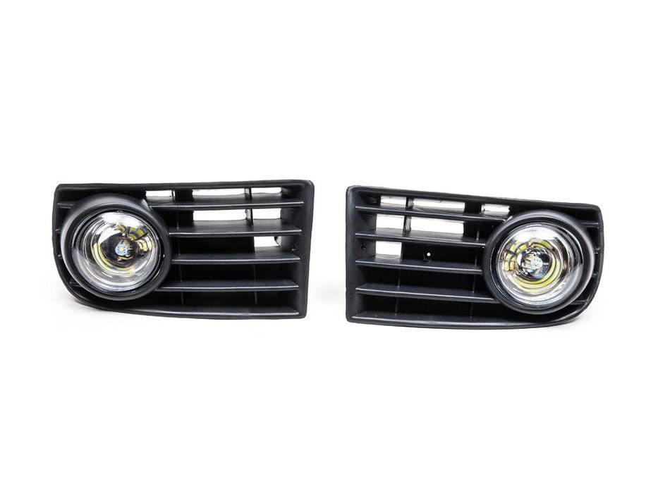 Volkswagen Golf 5 Противотуманки с решетками ПТФ LED