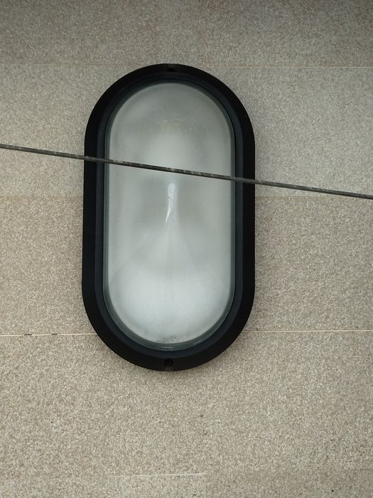 Candeeiro exterior contemporâneo