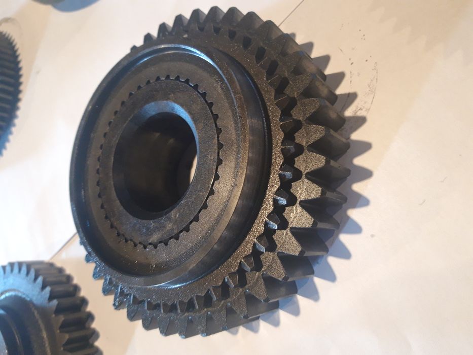 Tryb synchronizator 4230 case 4210, 4220 lub 4240 model 685 lub 695