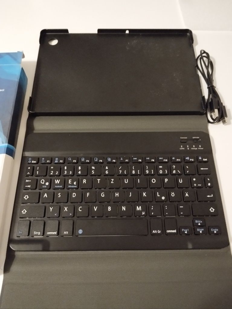 Uniwersalne etui klawiatura Qwerty
