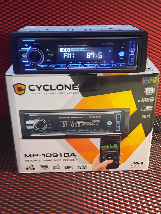 Автомагнітола CYCLONE MP-1091 BA
