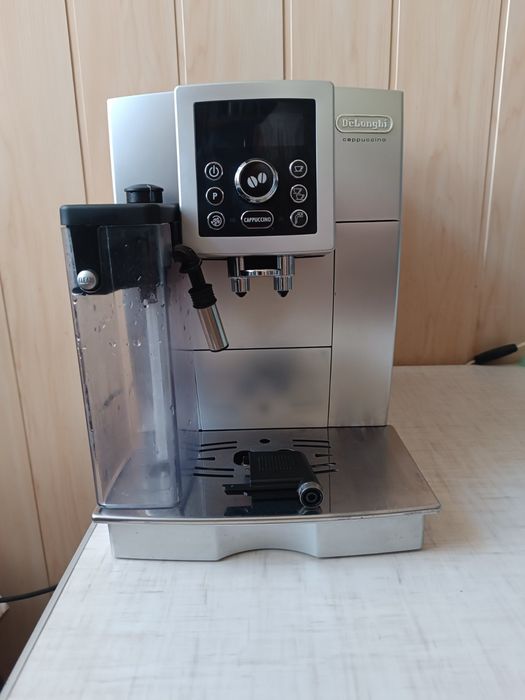 Кофемашина Delonghi Cappuccino ECAM 23.450
