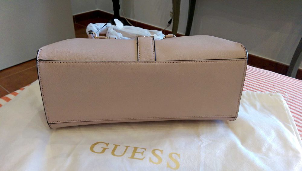 Mala senhora guess como nova