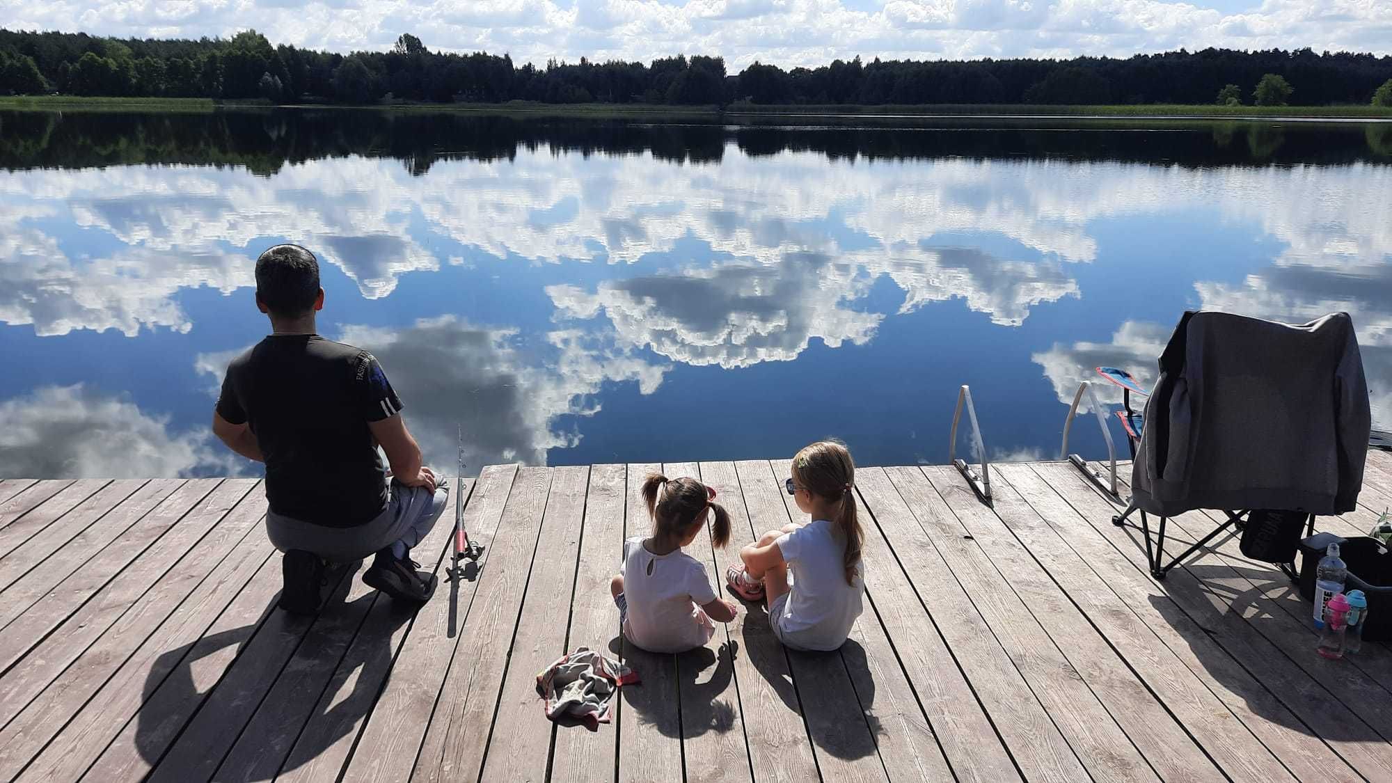 Domek z jacuzzi, sauna, klimatyzacja jezioro las, samodzielny kominek