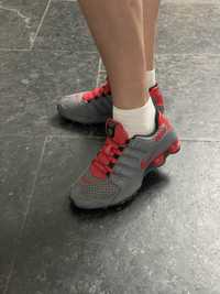 Nike Shox NZ SE.