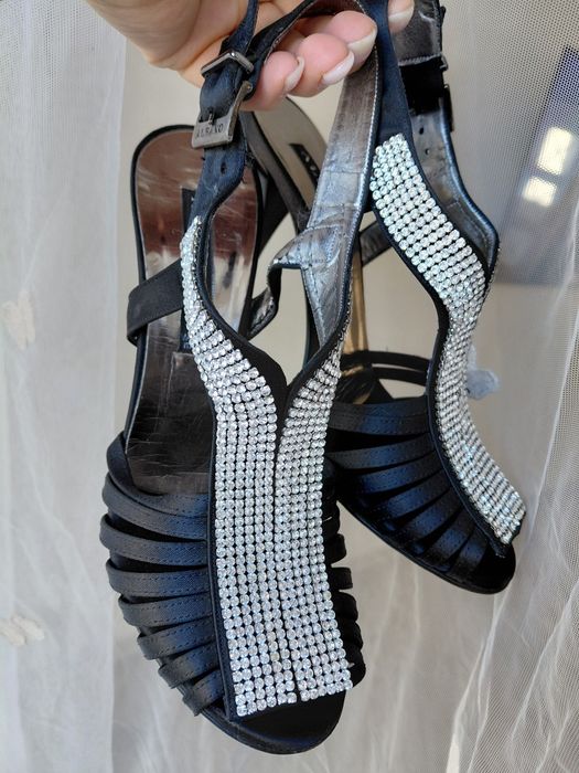 Босоніжки в гарному стані