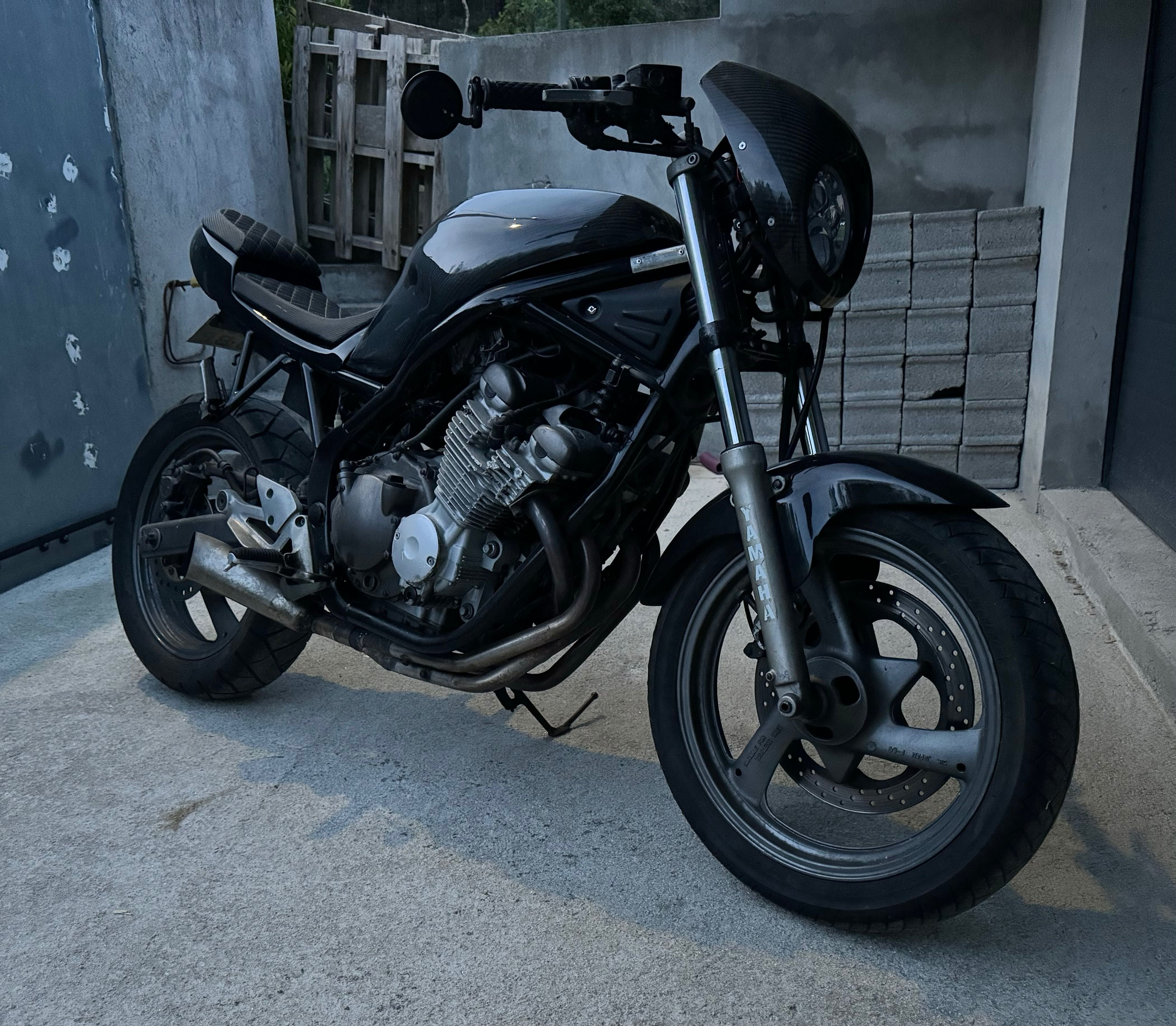 XJ600  Café Racer