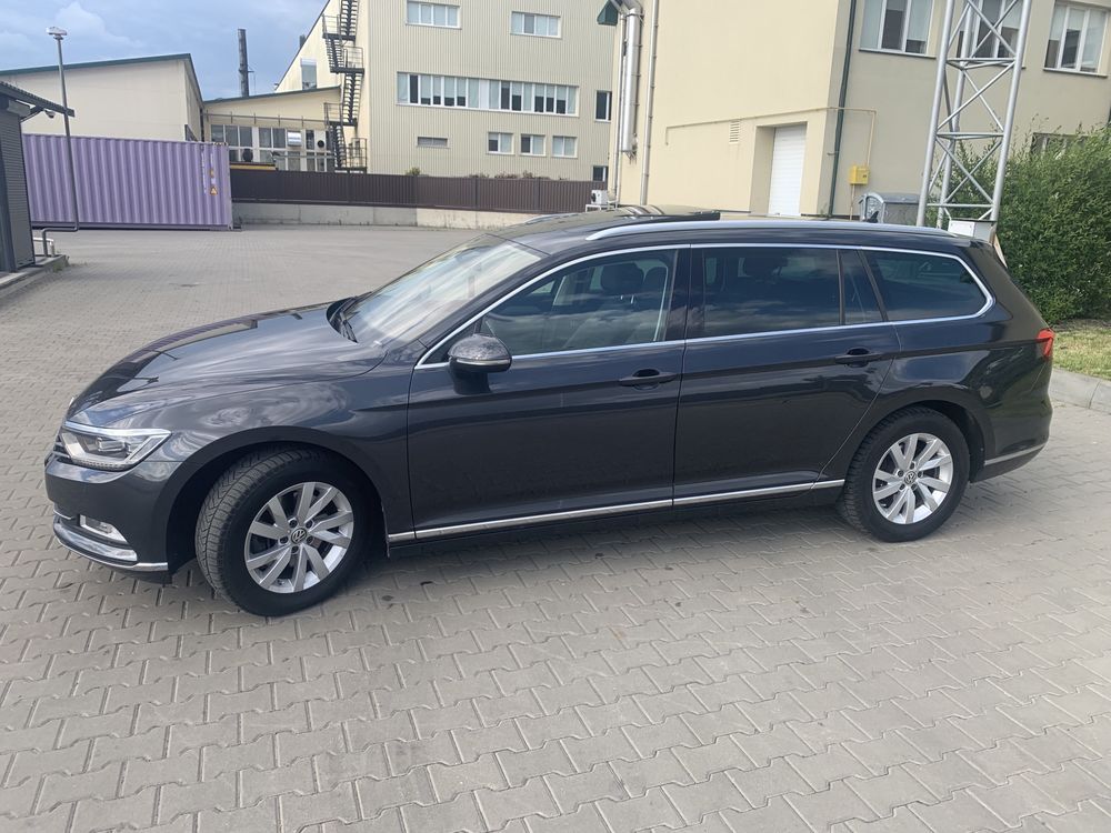 Продається свіжопригнаний повнпривідний Volksvagen passat b8 highline