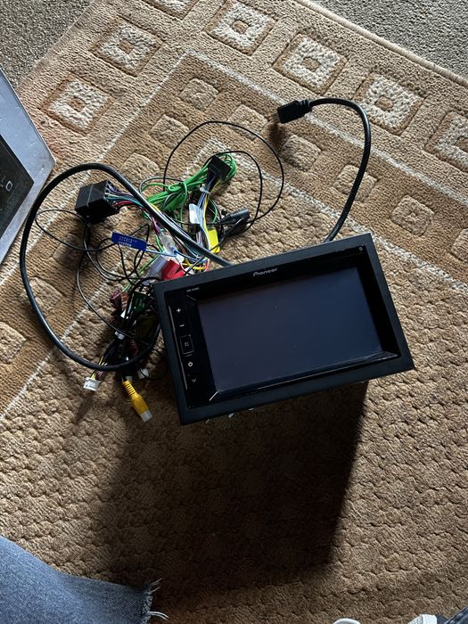 Autorrádio PIONEER DMH-A240BT