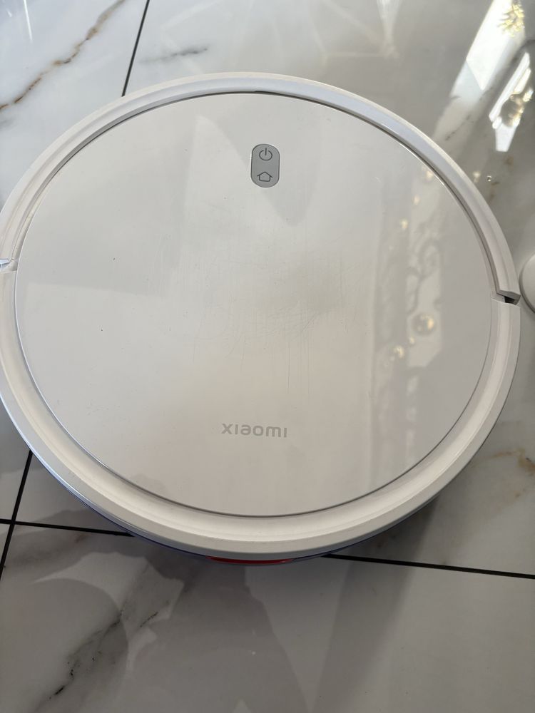 Robot sprzatajacy XIAOMI VACUUM E10.