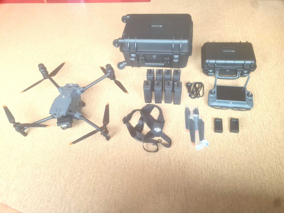 Dron DJI Matrice M30T, z termowizją, +8szt. akumulatorów