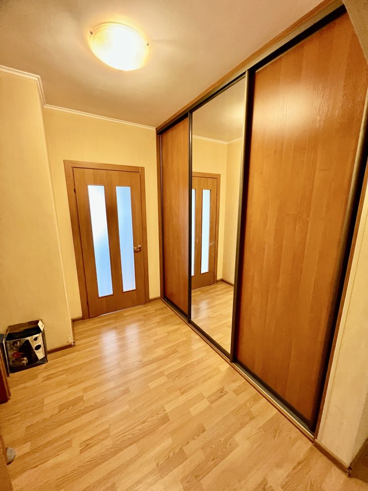 Продаж 3х кімнатної квартири,Урлівська 34,Осокорки,Позняки, генератор