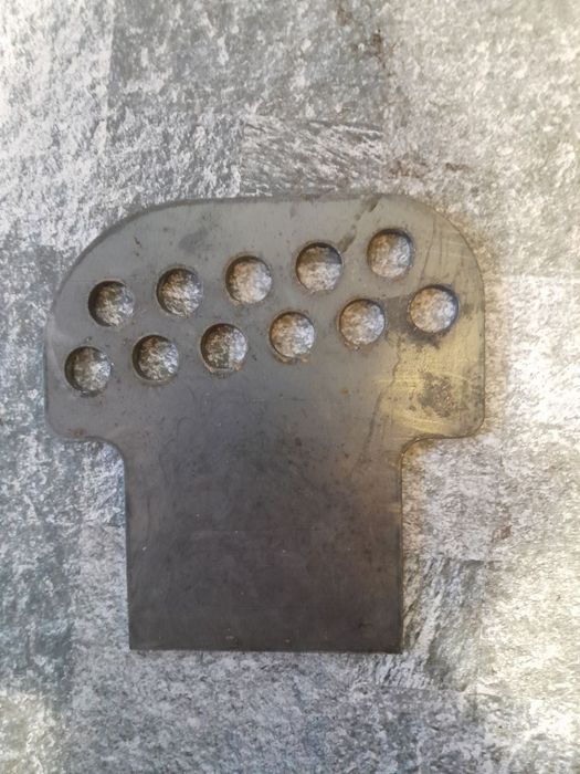 Пластина для регулювання глибини культиватора дискової борони