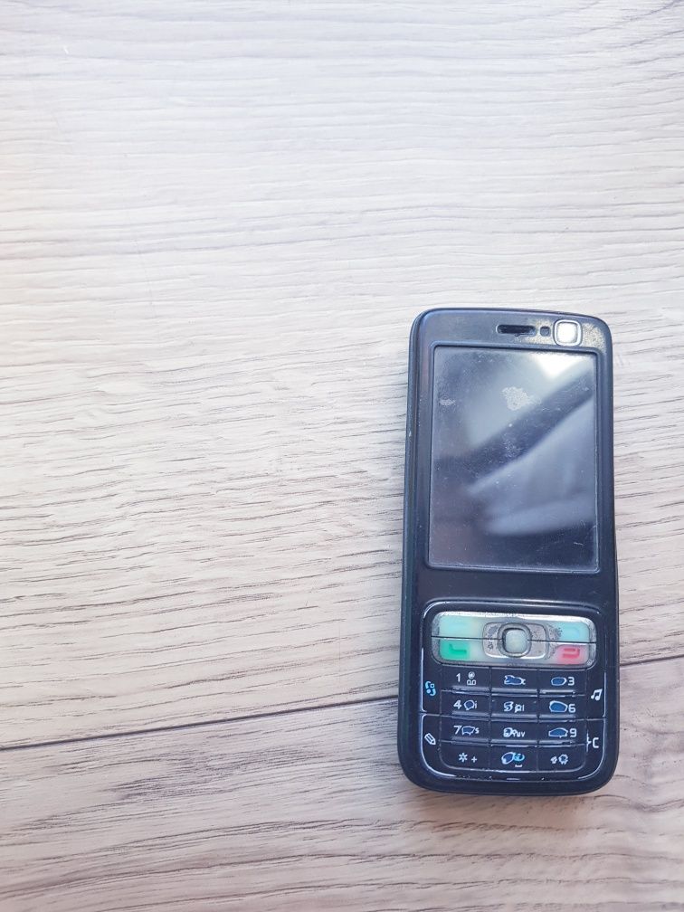 telefon komórkowy Nokia RM-133 typ N 73-1 .