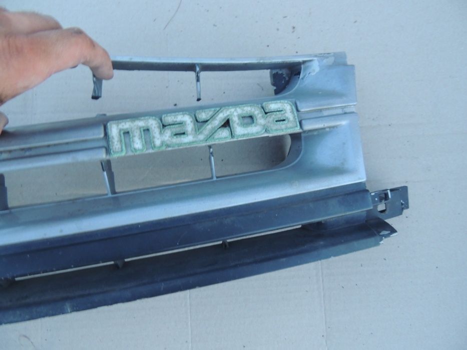 Atrapa Grill Mazda MPV MP-V 1 I 89,90,91,92,93,94,95