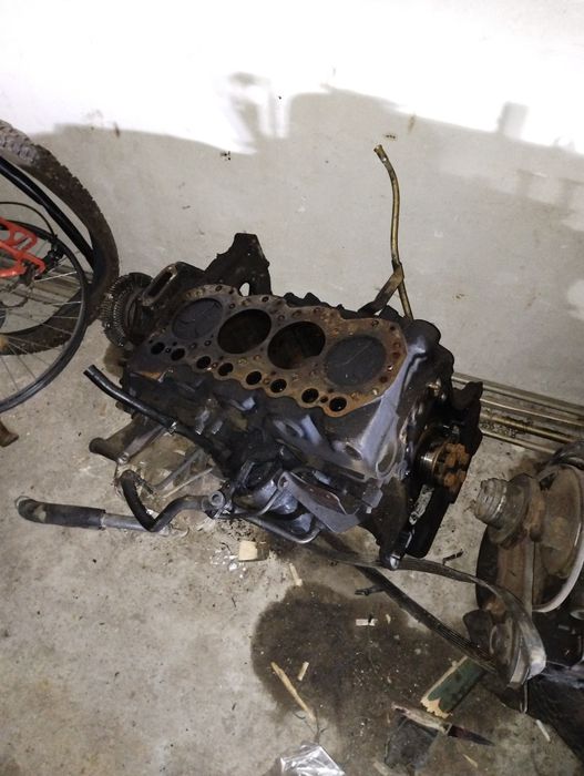 Двигатель ,Блок , мотор,ДВС нисан терано . 2,7 дизель