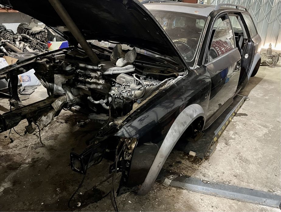 Audi A6 Allroad C5   2001 para peças