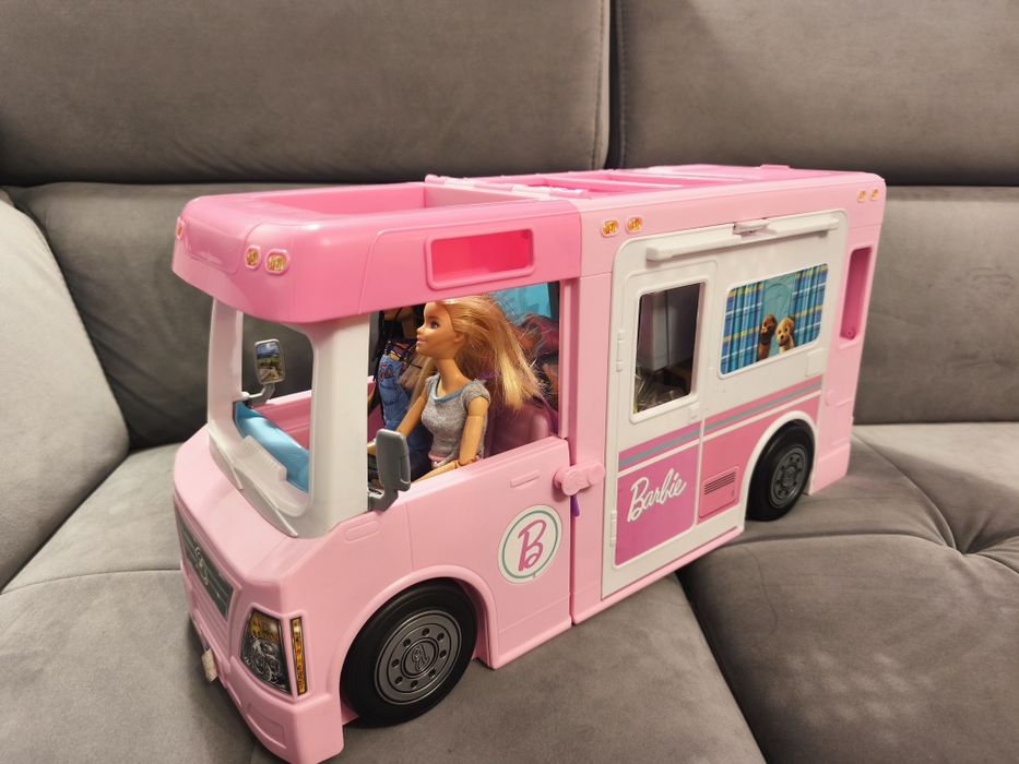 Zestaw Barbie Kamper