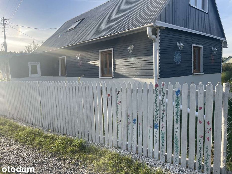 Dom nad Wisłą blisko starego miasteczka Kazimierz Dolny