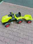 Traktor na pedały (do pedałowania) z przyczepką Class GM firmy SMOBY