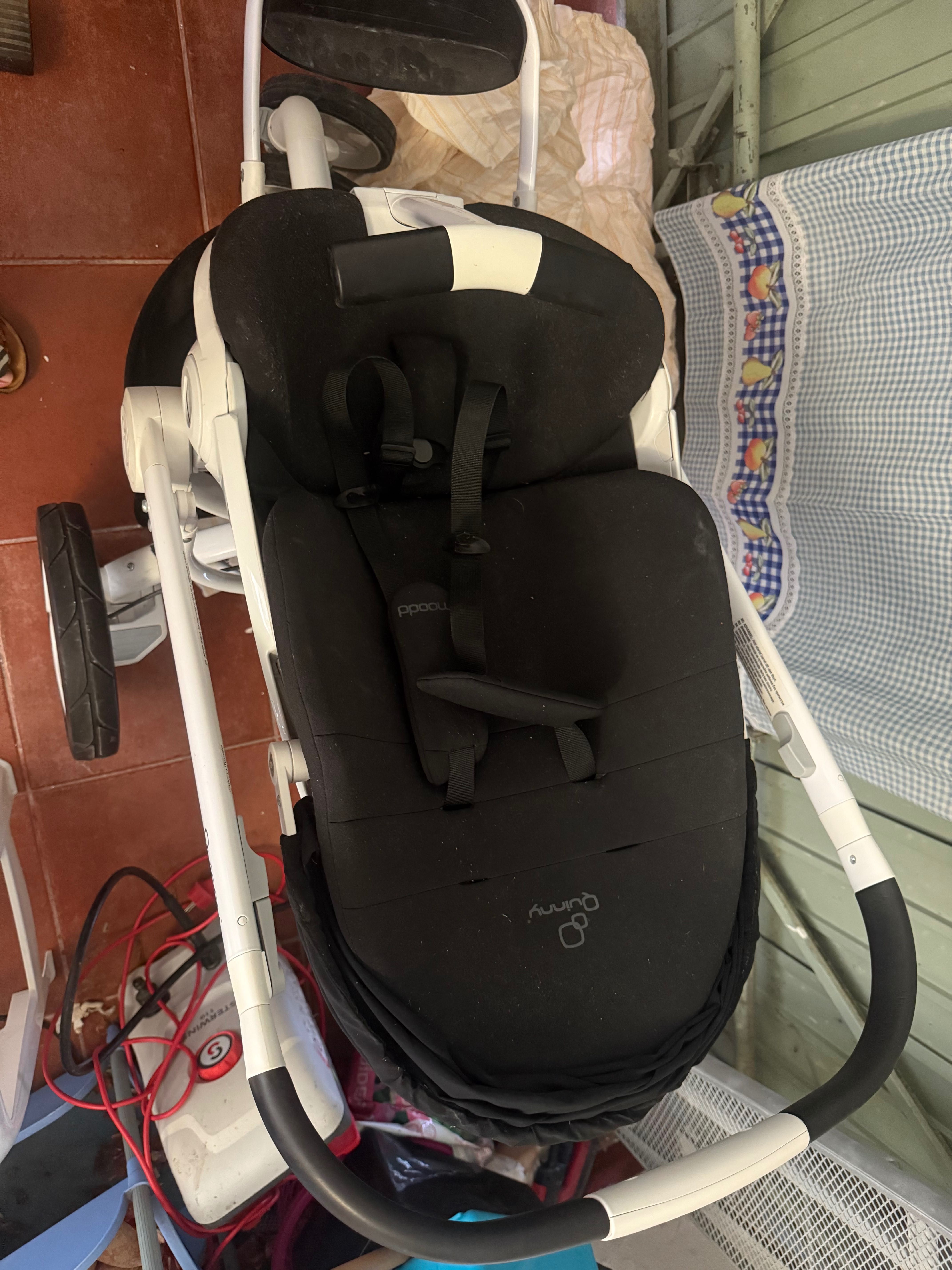 Carrinho de bebé Quinny
