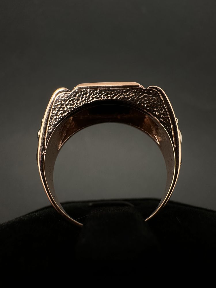 Золотий чоловічий перстень / Золотой мужской перстень
