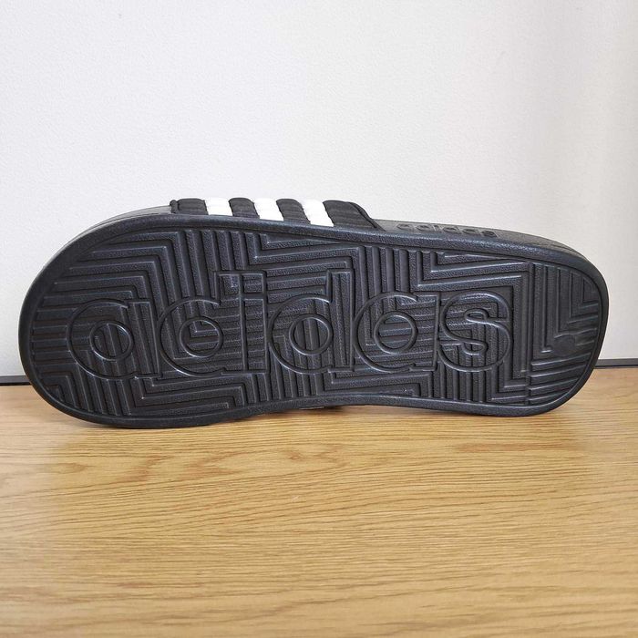 Оригінал / 42, 43, 46 EU / тапки / шльопанці Adidas Adissage