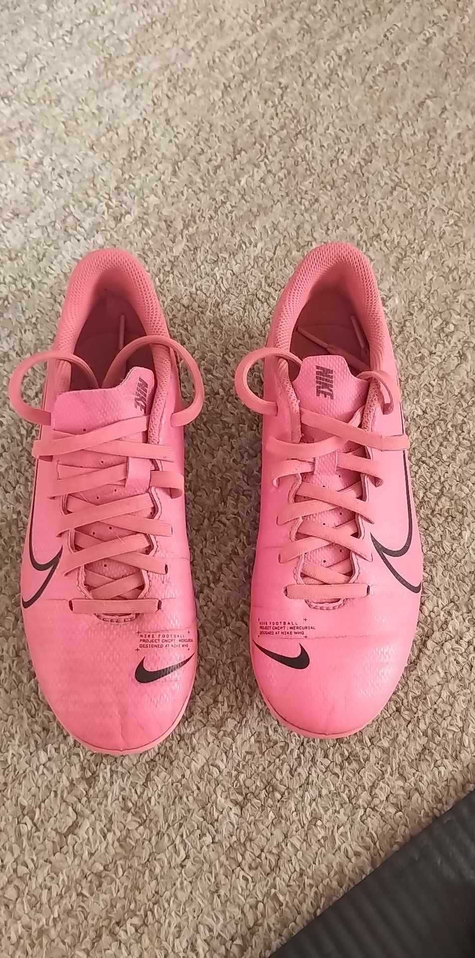 Buty korki nike 35,5