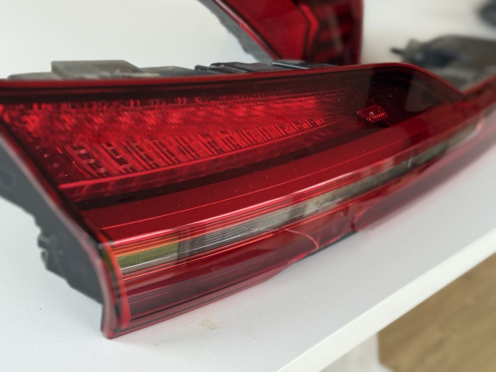 Задня оптика Audi e-tron  2019-2022р.в
