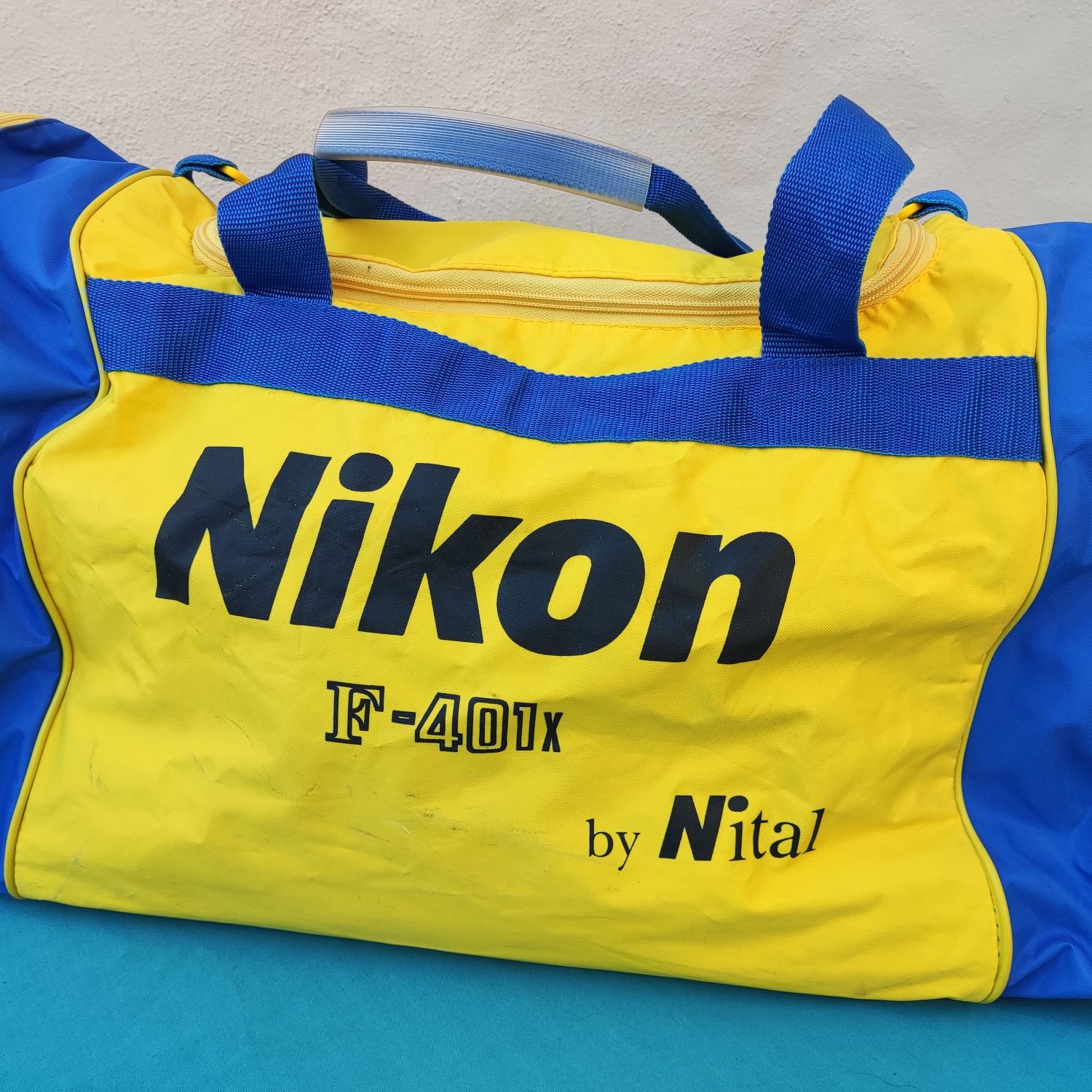 Mala de desporto publicitária da marca Nikon F-401x by Nital vintage