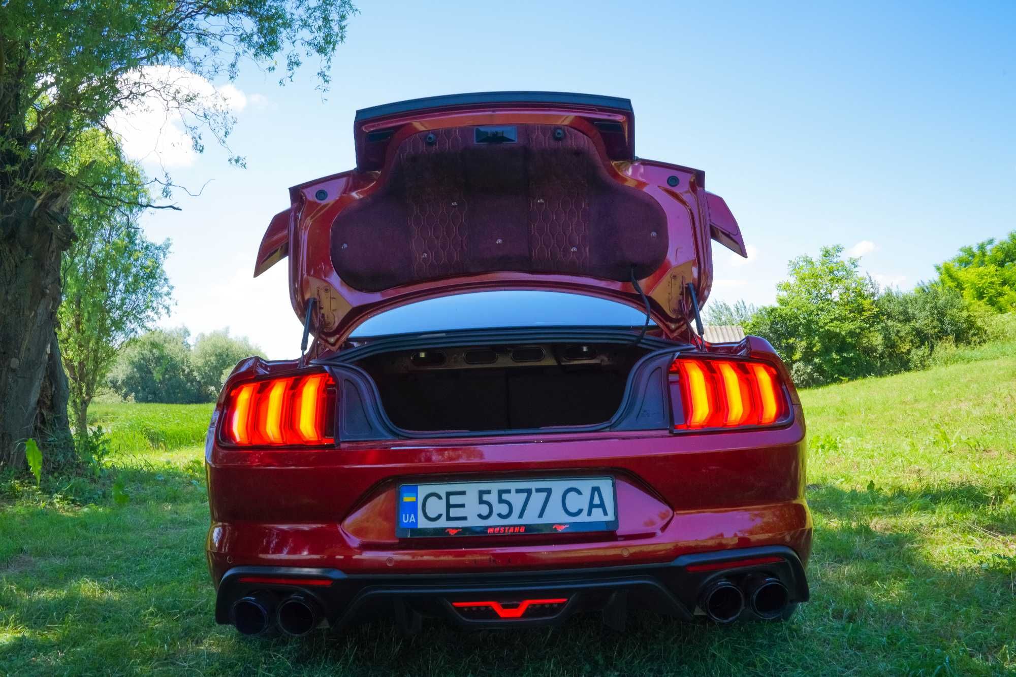 Ford Mustang Performance Package 2.3L 2018г.