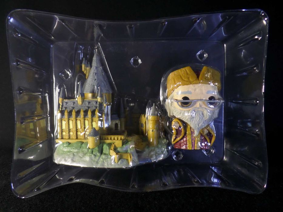 Фігурка Албус Дамблдор Funko Pop Albus Dumbledore w Hogwarts #27