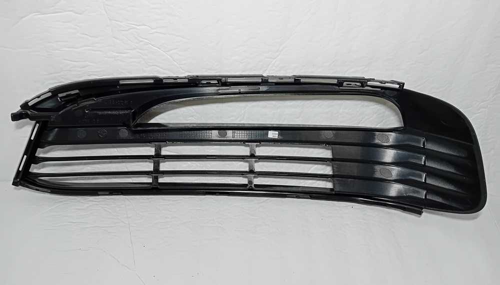 Kratka wlotu powietrza prawa  BMW Seria: 7' G11 G12  nr .mag 1/457