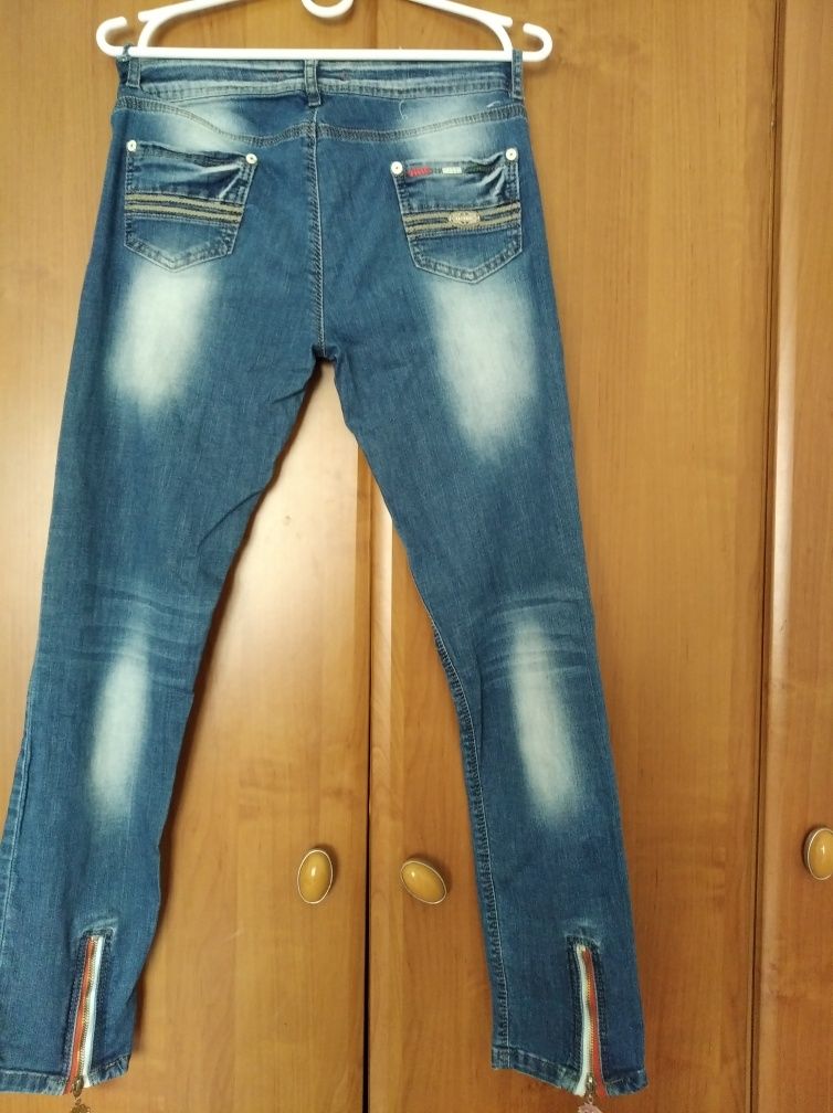 Spodnie damskie jeansowe DSQUARED2 rozmiar M