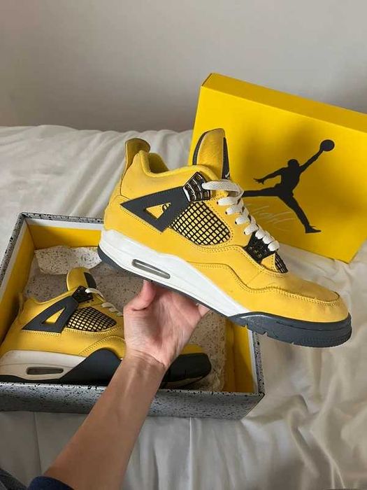 Buty damskie Trampk Jordan_Air_Jordan_4_retro_"tour yellow" R.38