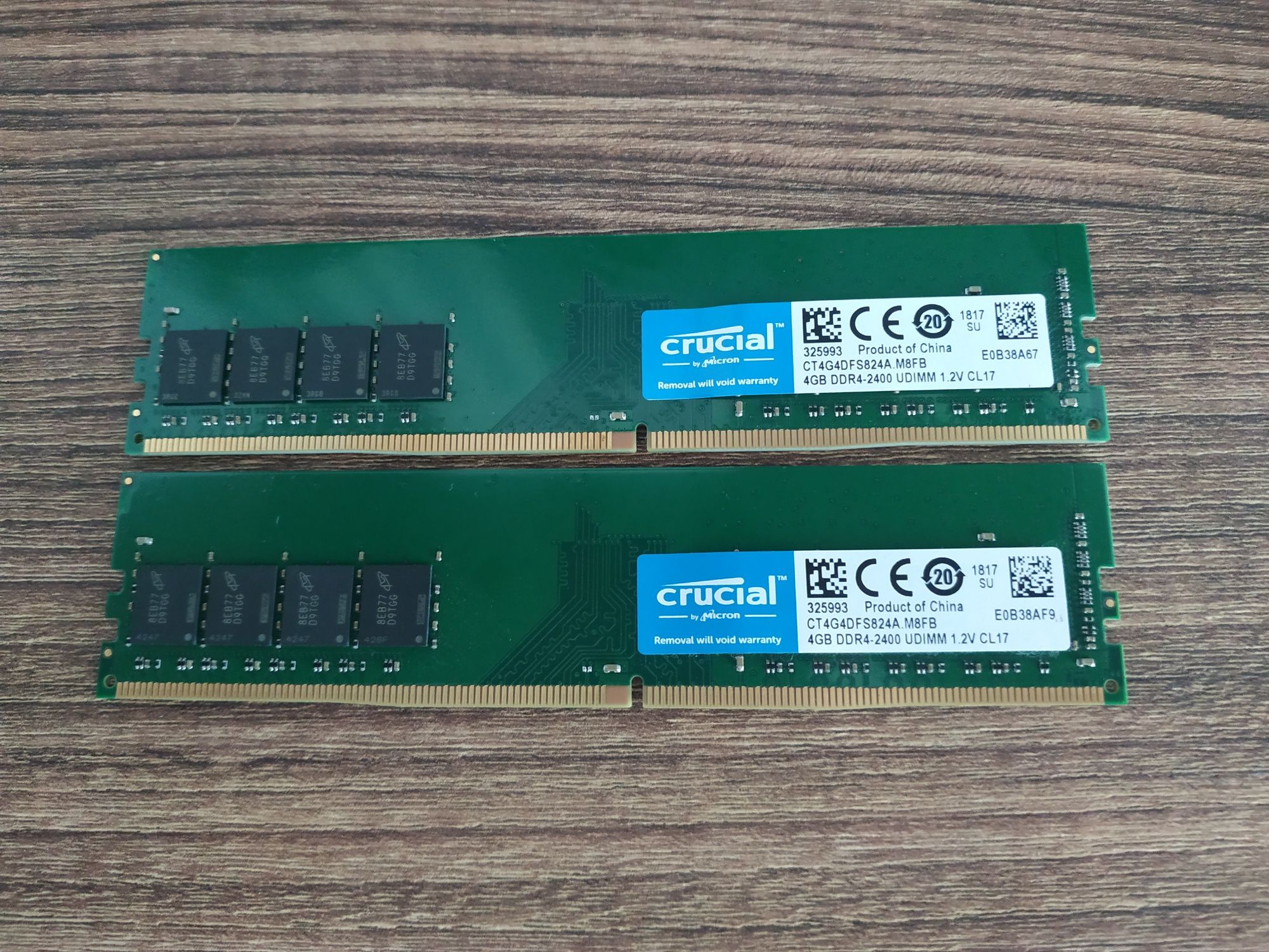 DDR4 2x4 GB Crucial