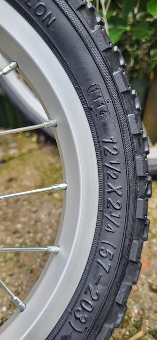 Sprzedam rowerek dla dziecka super stan kola 12,5"