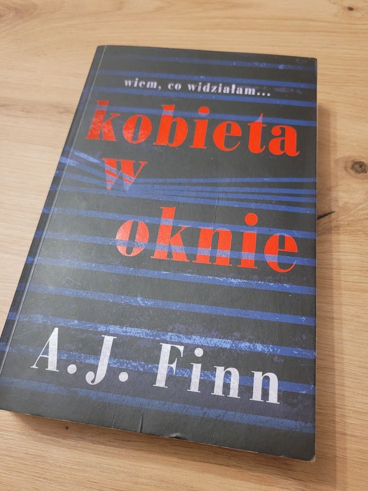 Książka Kobieta w oknie. A.J. Finn