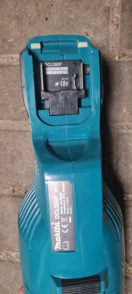 Odkurzacz makita DCL280f gwar. do 2026