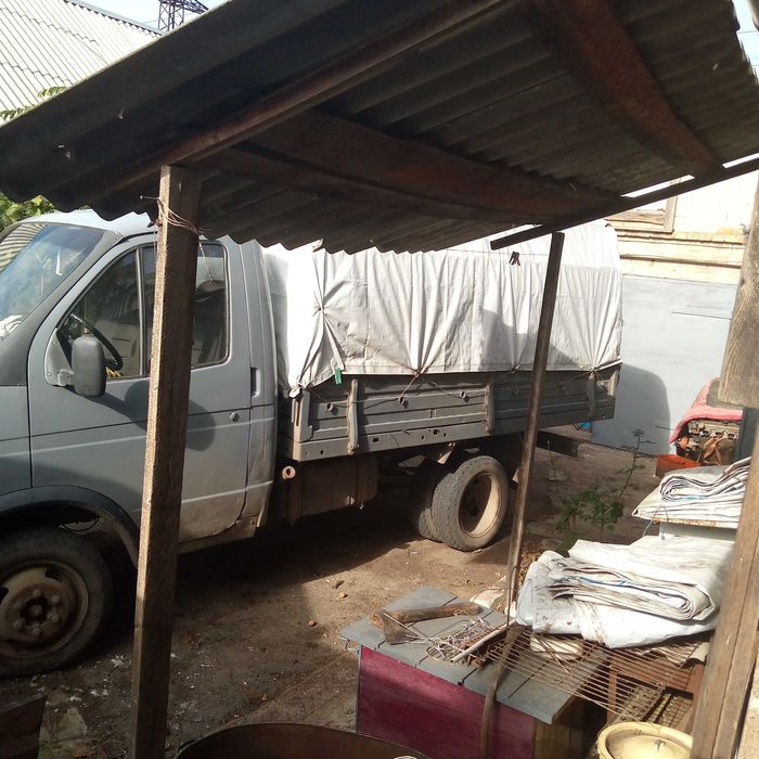 Продам автомобиль газель.